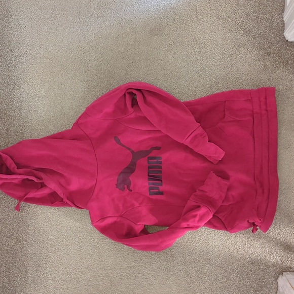 Hot pink Puma sweatshirt - Picture 1 of 3